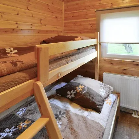 Сasa de vacaciones Lovely In Przewloka With Wifi