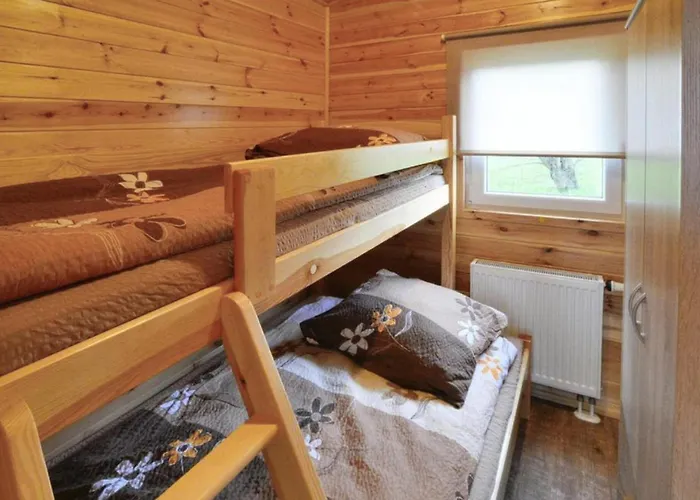 Semesterbostad Beautiful In Przewloka